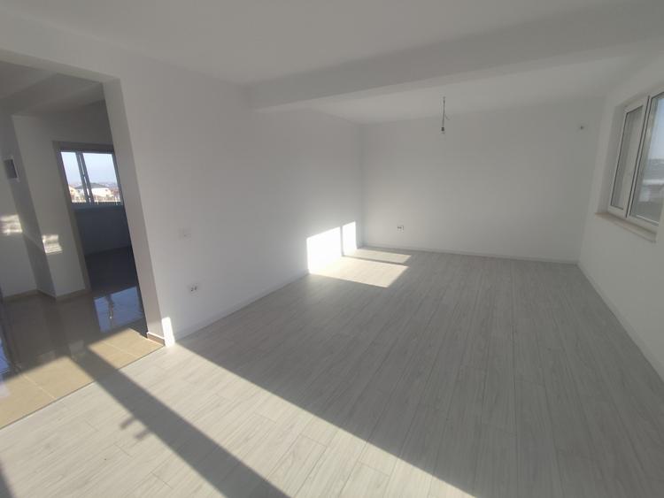 Casa tip duplex,finalizata,intabulata,acces asfaltat-Popas Pacurari,cod:161300