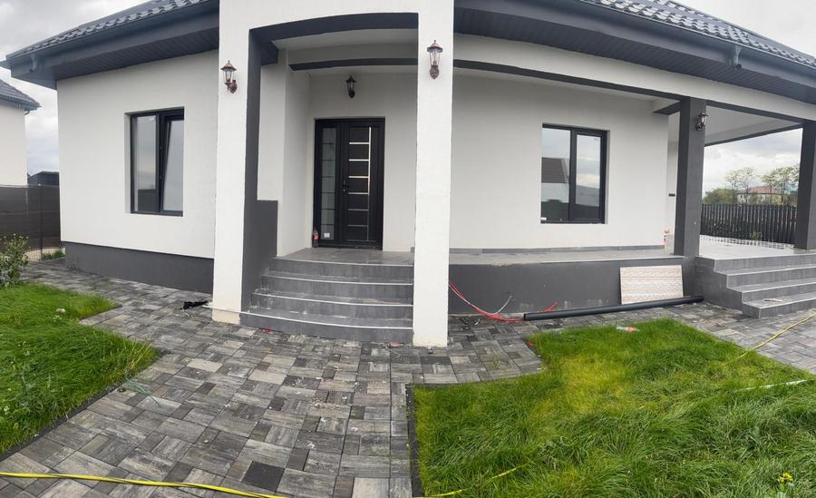 Casa individuala pe parter, zona Izvor