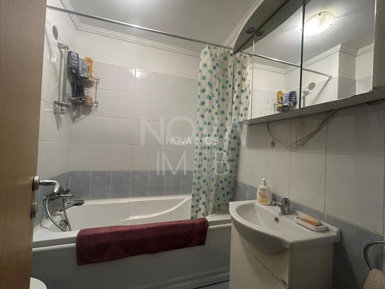 Garsoniera 45 mp cu balcon, mobilata, utilata - zona Lazaret - 7