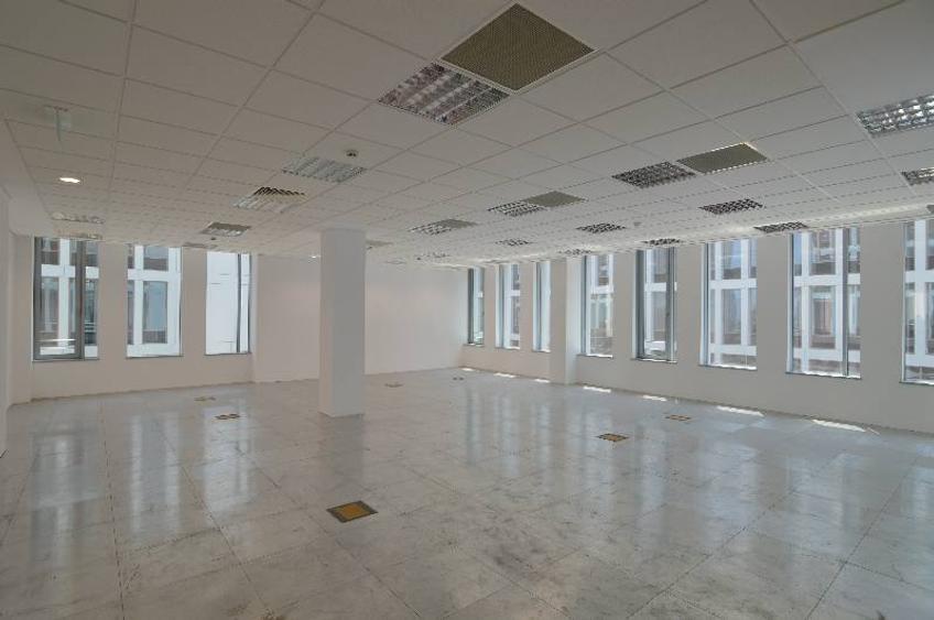 Swan Office Park cladirea Henley, Nord, 245 - 484 mp 0% comision!