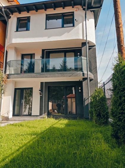 OPORTUNITATE !!! Casa / vila Exercitiu / TEILOR !!!
Multiple ACTIVITATI !!!