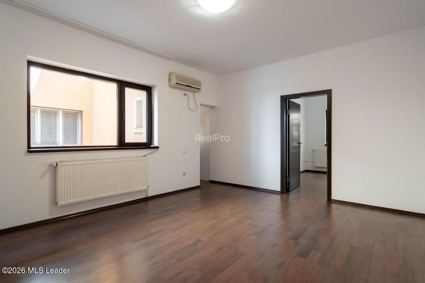 Cotroceni - Carol Davila, Townhouse 232 Mp - Oportunitate Rara - 50