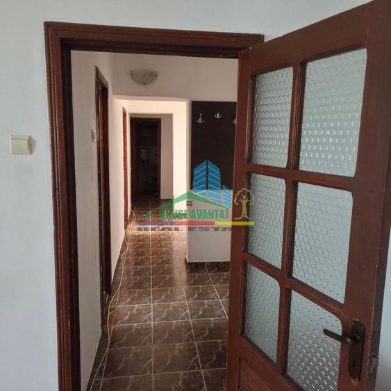 Oportunitate Ultracentrală | Apartament 3 camere – Bld Unirii Focșani