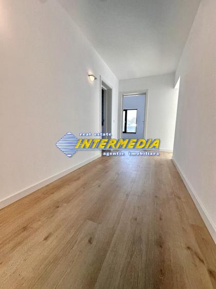 CASA NOUA I 90 MP I FINISATA LA CHEIE I ASFALT I TOATE UTILITATILE I