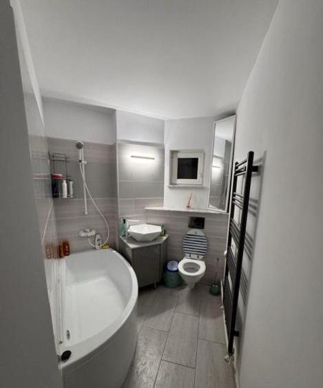 Apartament 2 camere decomandate zona Far