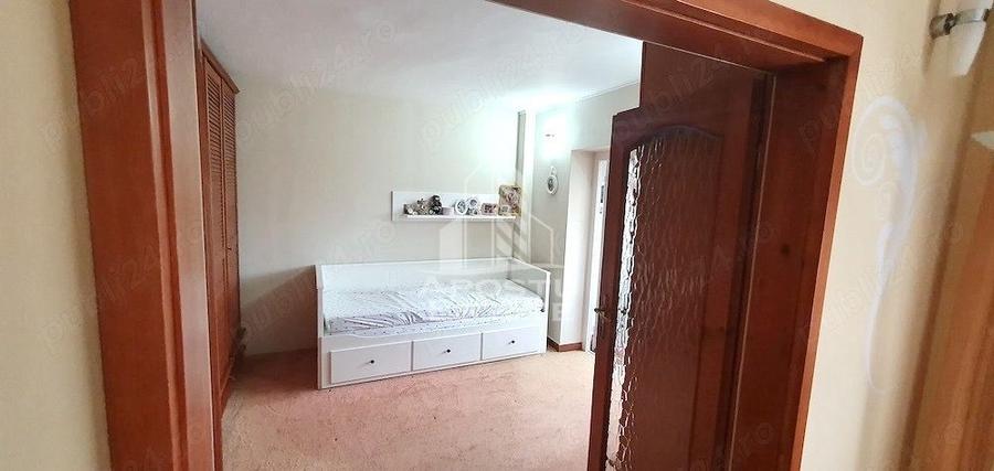 Apartament 3 camere de vanzare, garaj, zona Girocului, Timisoara
