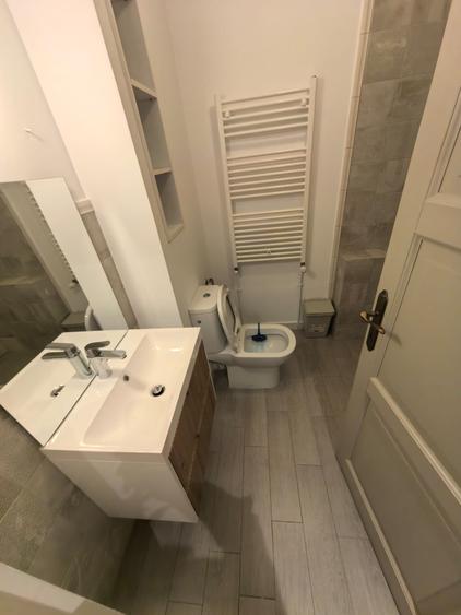 Proprietar, inchiriez ap. 2 camere cu terasa, zona Kiseleff