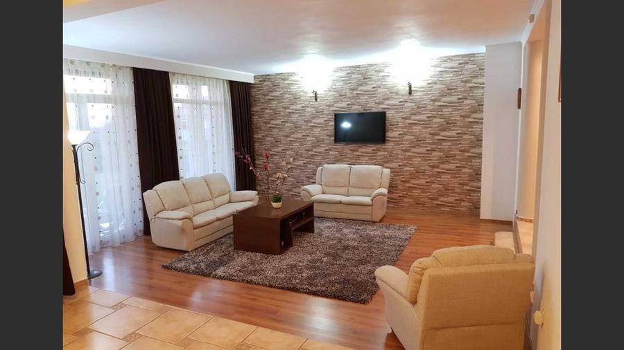 House for sale 6 Rooms, Episcop Ioan Alexi Street, Oradea