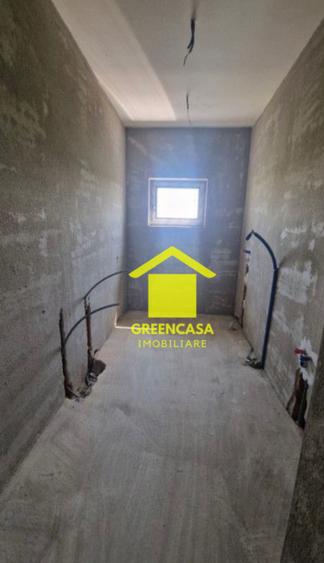 Casa individuala 142mp, terasa, parcare, teren de 350mp, Jucu de MIjloc!