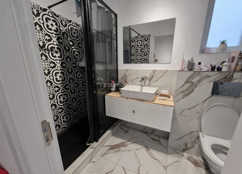 Vila cu 6 camere(living,4 dormitoare,mansarda amenajata),la calcan,1 min ratb - 5