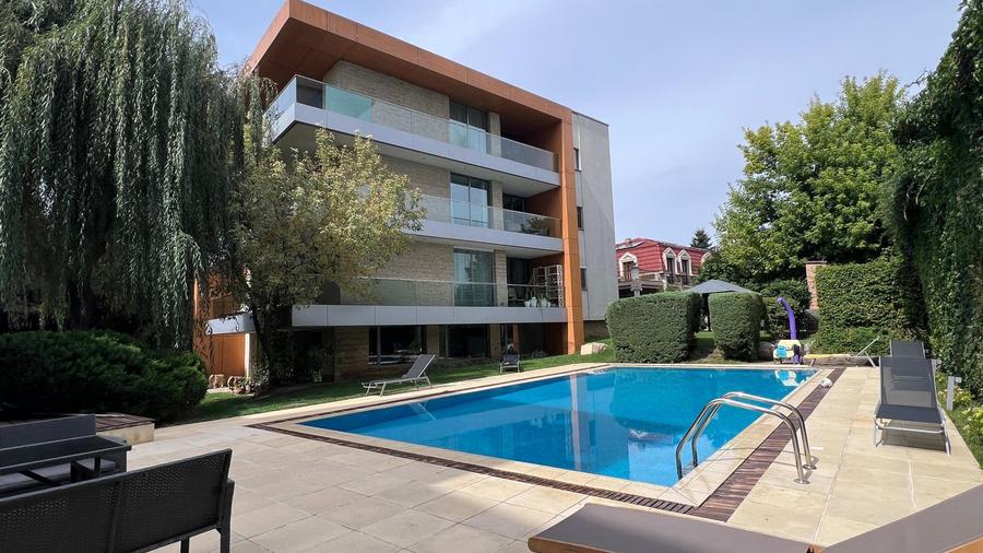 Penthouse 4 camere | vedere catre lac | piscina privata si salata de fitness