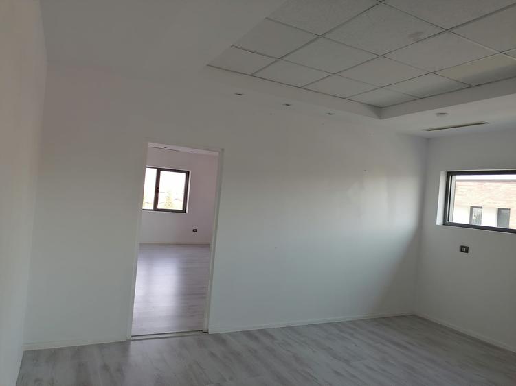 Birou luminos 85,50 mp, etajul 3, clădire de birouri – Voluntari (Pipera 17)
