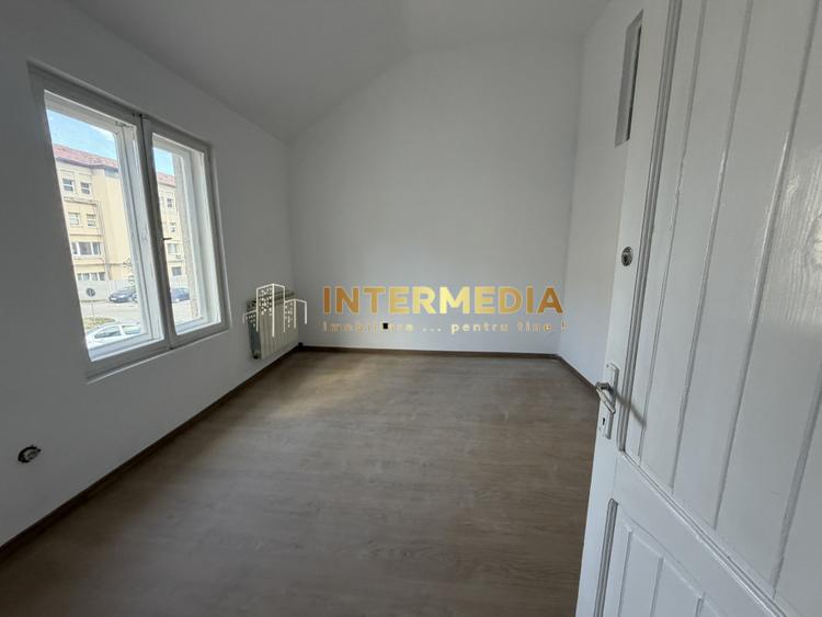 Camera Birou de Inchiriat cu acces si Parcari CENTRU UltraCentral Alba Iulia