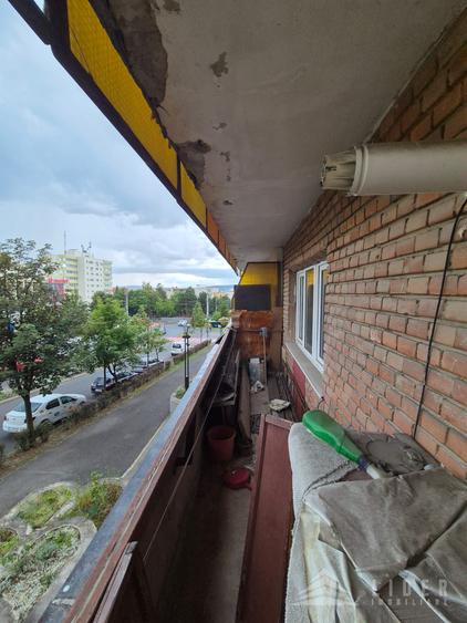 Apartament cu 3 camere decomandat zona Piata Zorilor etaj 1