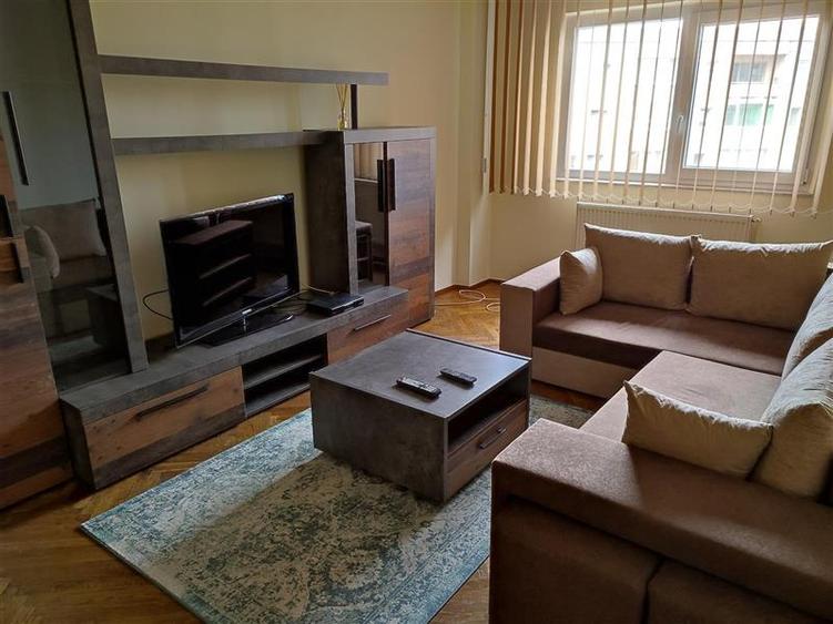 APARTAMENT 3 CAMERE, HARMANULUI COLT CU GARII