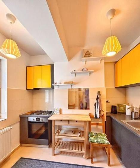 Apartament 2 camere semidecomandat - Marriot-Uranus