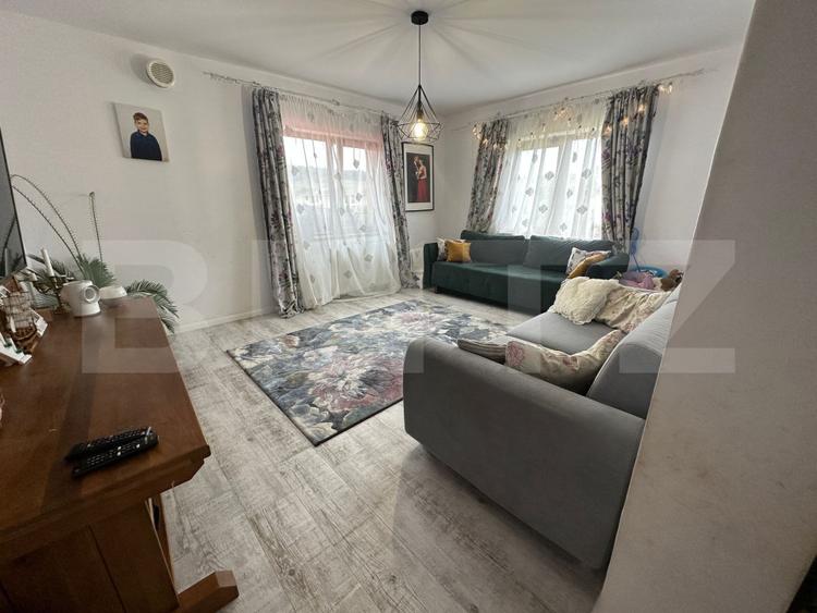 Casa tip Duplex PLUS SPATIU COMERCIAL DE VANZARE