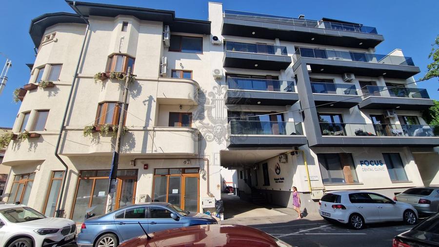 Cladire multifunctionala consolidata| Office | AirBnb | 856 mp utili |