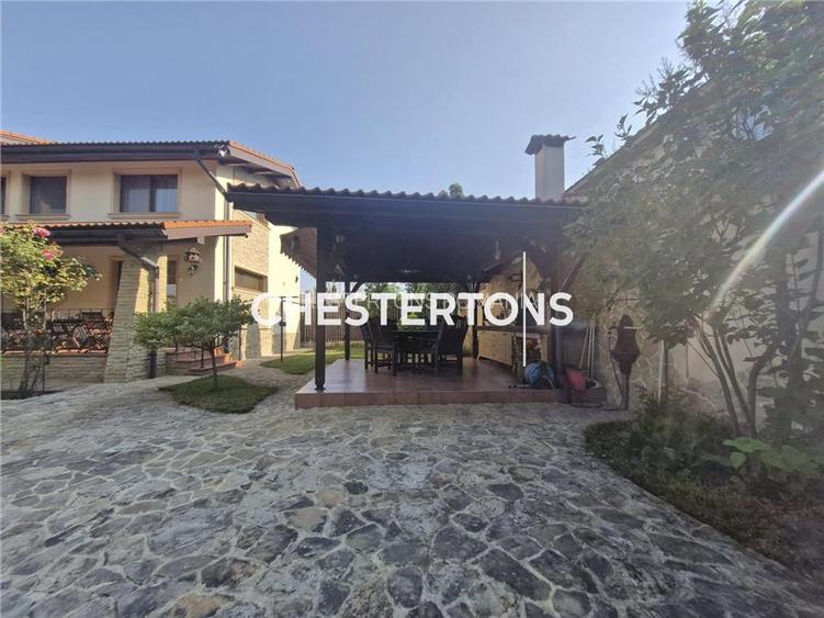 Vila/casa vacanta premium cu 5 camere , teren de 551 m.p.in Costinesti Schitu - 4
