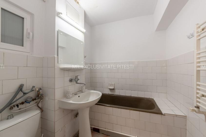 Apartament 3 camere - decomandat - 3 balcoane, etaj 3 cu lift, bloc 1991 - 22