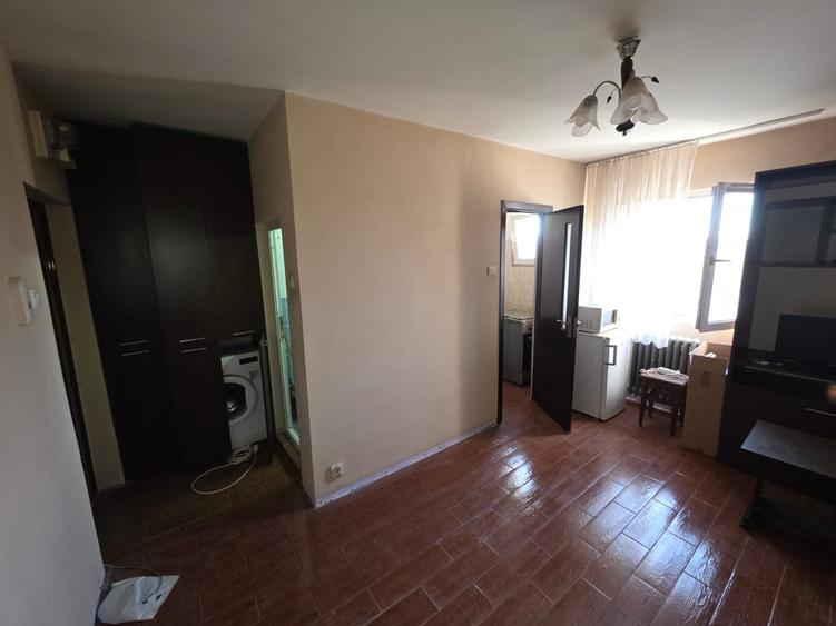 Titan Postavarului str.Tudor Ion