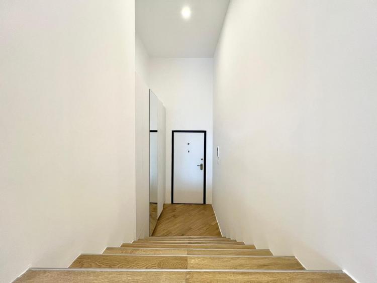 NOU / SUPERB / SPATII GENEROASE / TERASA /PARTIAL MOBILAT SI UTILAT
