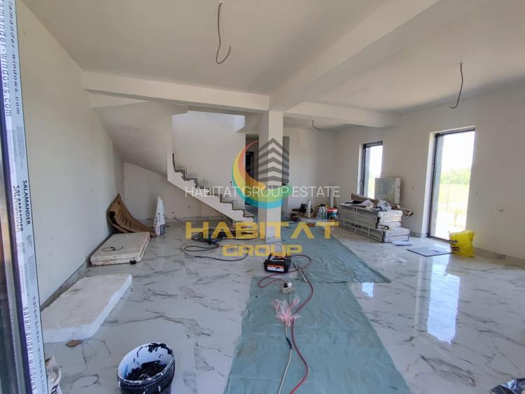 Casa 4 camere, Strada asfaltata, Teren 250 mp, Comision 0% - 2