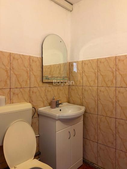 proprietar inchiriez apartament 3 camere Girocului