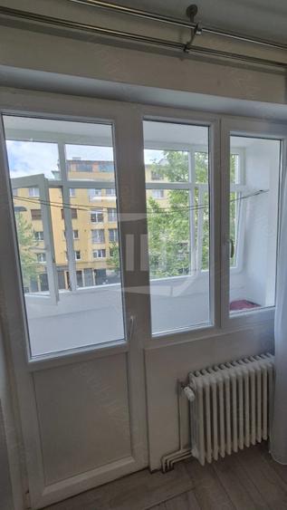 Apartament 3 camere, zona Centrala