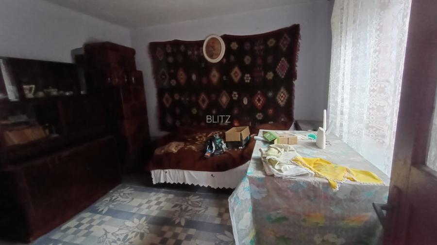 Casa de vanzare, 70 mp, teren 2.331 mp, zona Exterior Est
