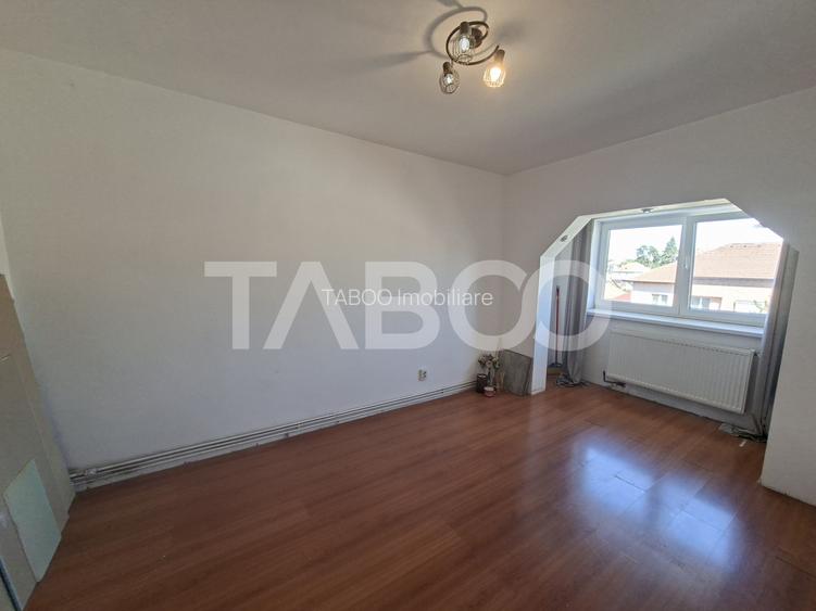 Apartament decomandat de vanzare 2 camere Strand etaj 4 acoperis - 14