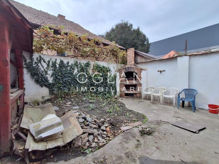 Casă de închiriat pentru muncitori, Trei Stejari