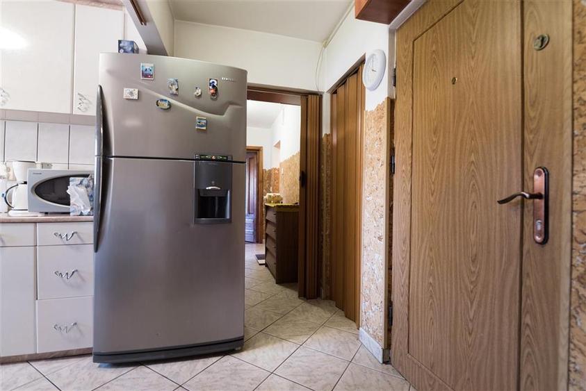 RECO, Apartament decomentat cu lift, 3 camere, Zona Rogerius, Oradea