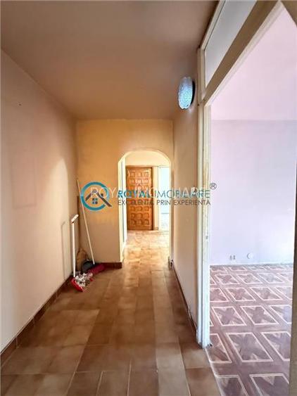 Royal Imobiliare - Vanzare apartament zona Paltinis - 6
