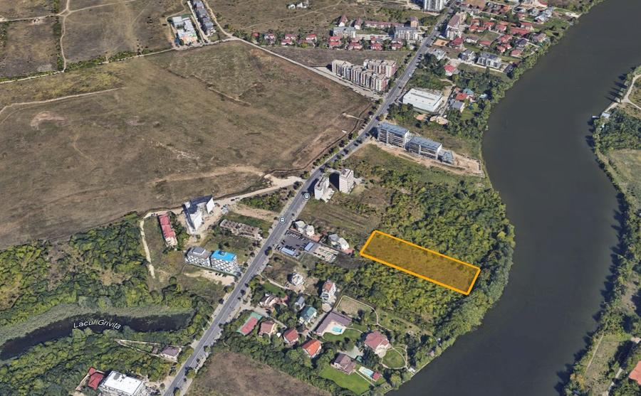 TEREN DEZVOLTARE CU IESIRE LA LAC