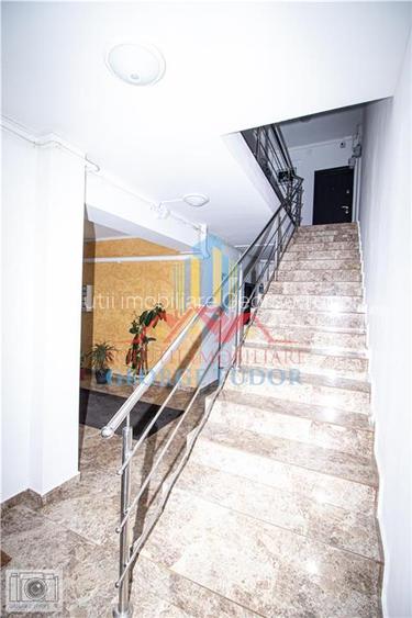 Ap. 3 camere, 79 mp,parcare privata, Str. Ciresar 26, Prelungirea Ghencea- Braga - 35
