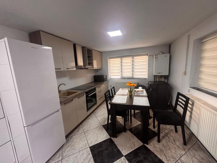 Casa 170mp utili zona Stefan Cel Mare