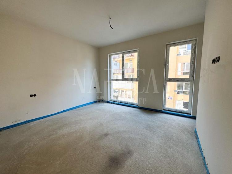 Apartament 3 camere de vanzare in Floresti