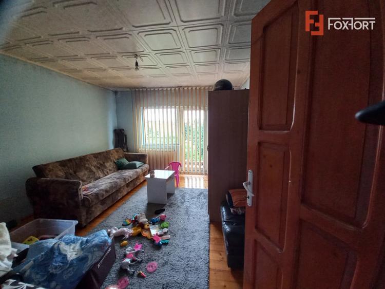 Casa individuala cu 5 camere si teren de 641 mp – zona Crisan
