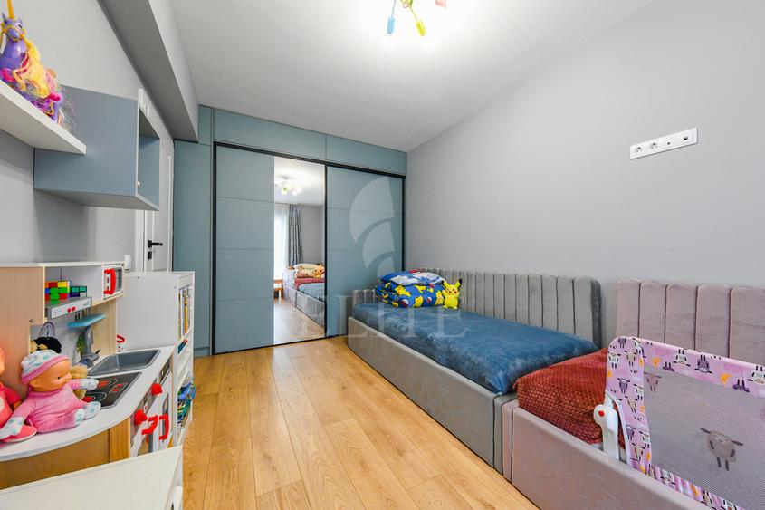 Apartament 3 camere în zona CAMPULUI