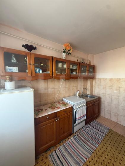 Apartament cu 3 camere, 66 mp, decomandat, zona Zamca