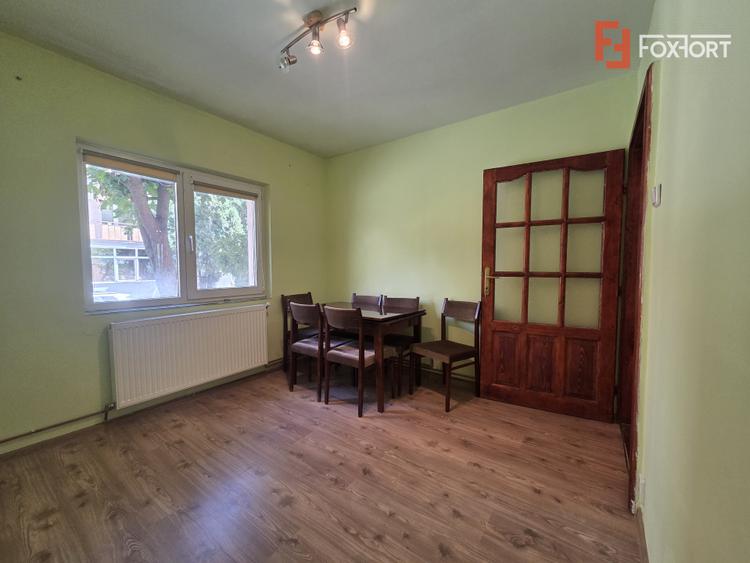 Apartament cu 3 camere, decomandat cu vedere pe 3 parti - zona Miorita