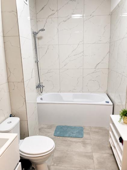 De Închiriat – Apartament 2 Camere  Zona Campus  Vedere la Lac  Parcare Subteran
