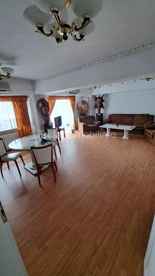 3 camere / Bd. Decebal – Alba Iulia / Unirii - 2