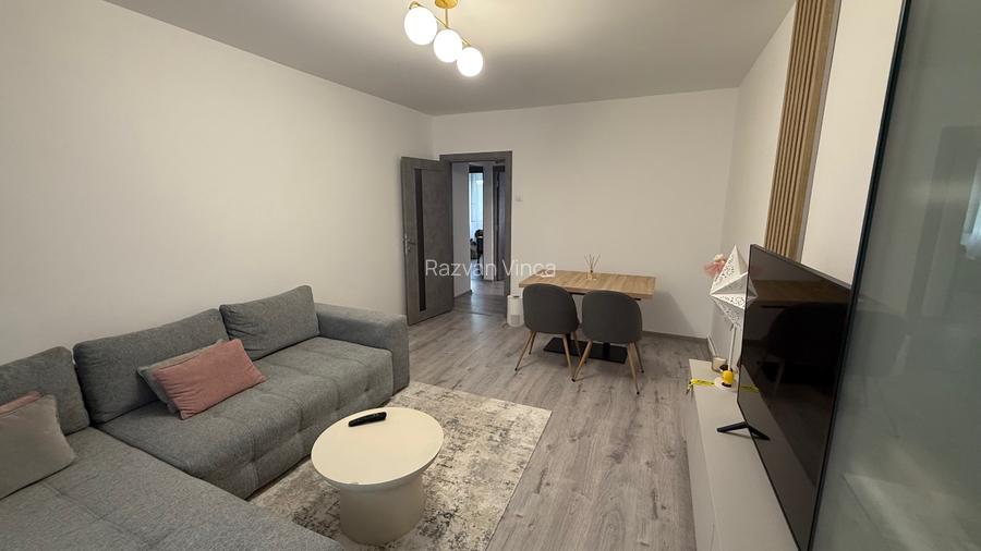 Apartament 3 camere, Decomandat, complet mobilat și utilat - 12
