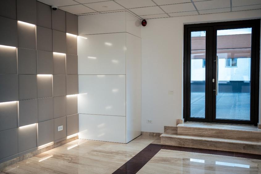 Spatiu Comercial 535 mp. utili, Lift, Autorizat ISU, str. Stefan cel Mare 32B