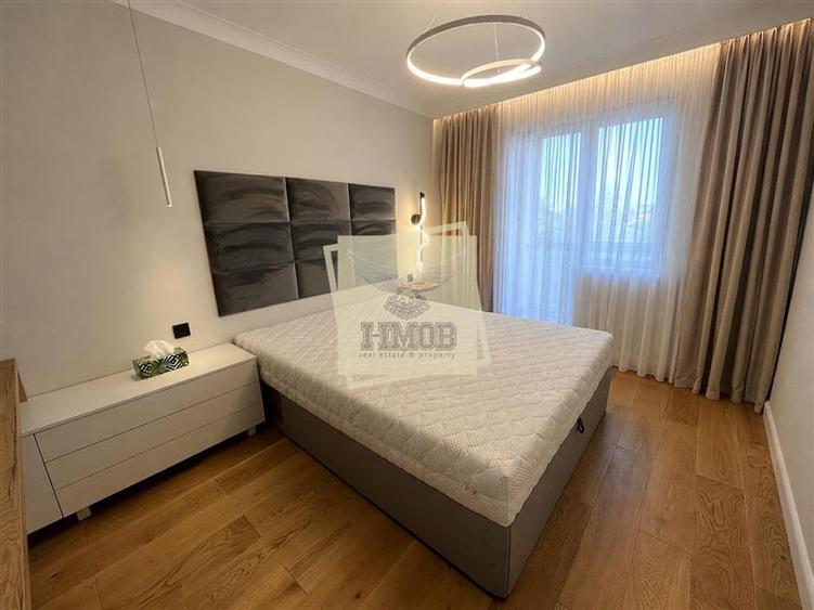 Apartament de LUX cu 3 camere si balcon zona Rahovei