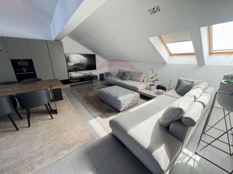 Proprietate unică în Bună Ziuă - Loft cu design premiat