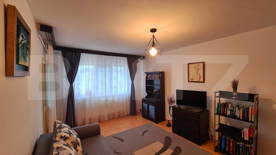 Apartament 2 camere, 56 mp, centrala proprie, zona 1 Mai