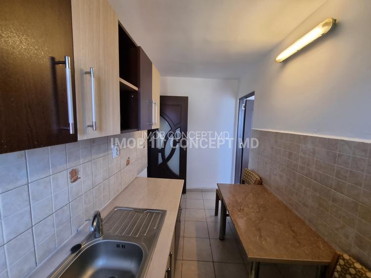 INCHIRIERE apartament 2 camere in bloc la curte zona M Bravu - 10